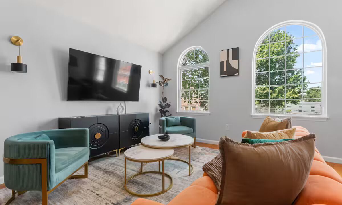 Photo of Livingroom in West Side