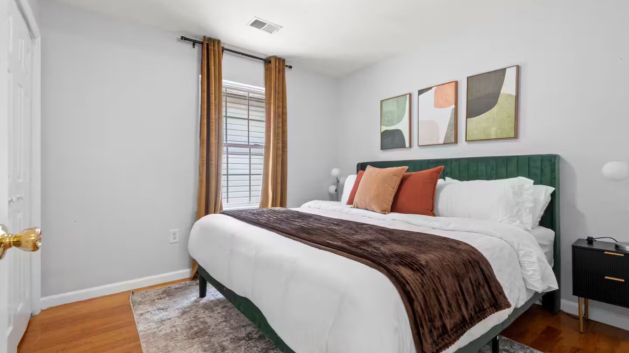 Photo of Bedroom in West Side