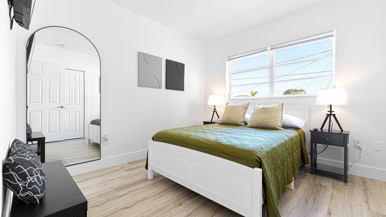 Photo of Bedroom in Miami Gardens