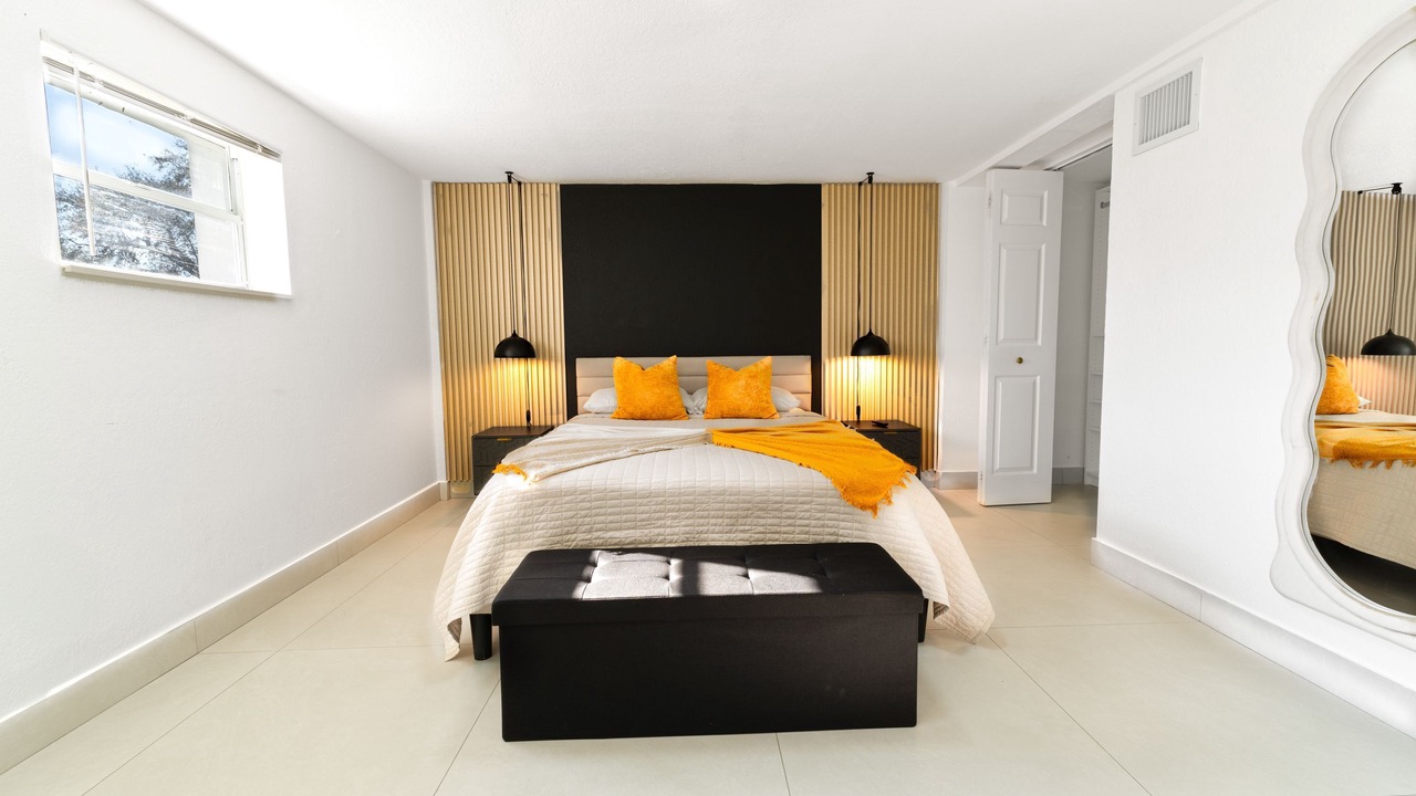 Photo of Bedroom in Miami Gardens