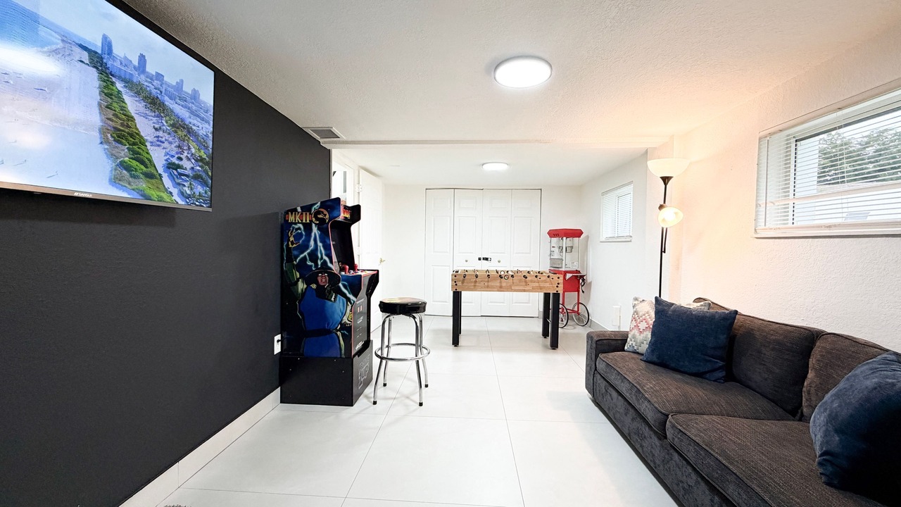 Photo of Livingroom in Miami Gardens
