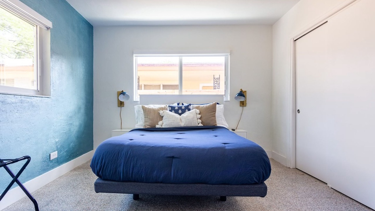 Photo of Bedroom in Royal Poinciana
