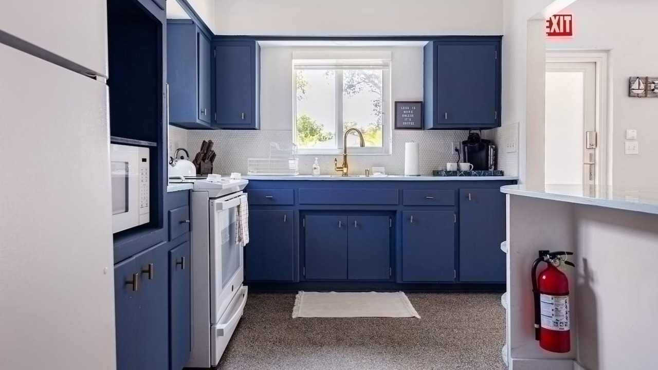 Photo of Kitchen in Royal Poinciana