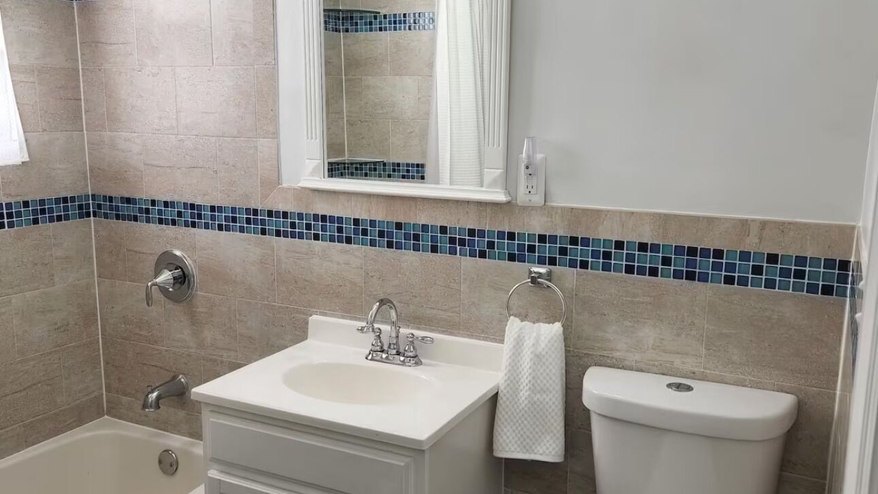 Photo of Bathroom in Ampere