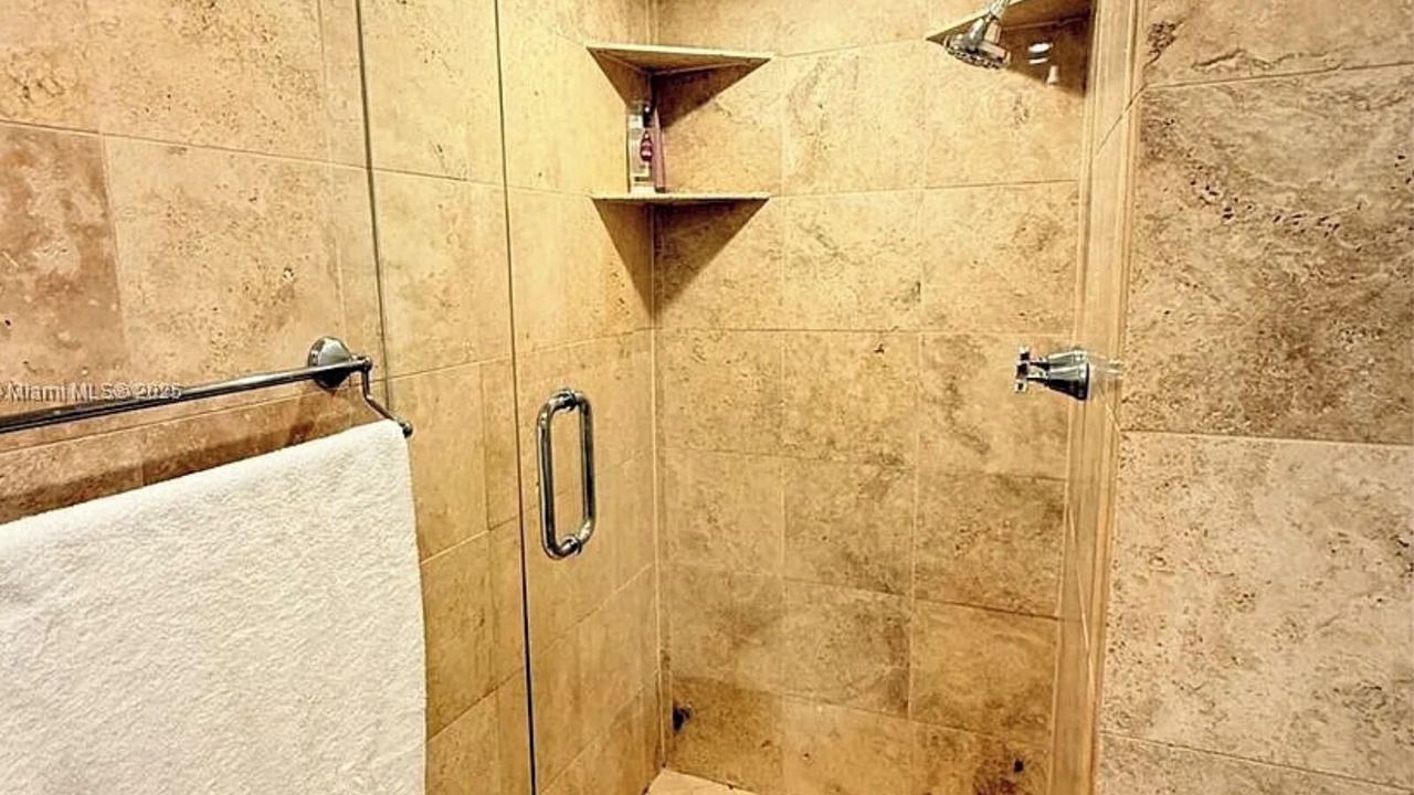 Photo of Bathroom in Hendricks and Venice Isles