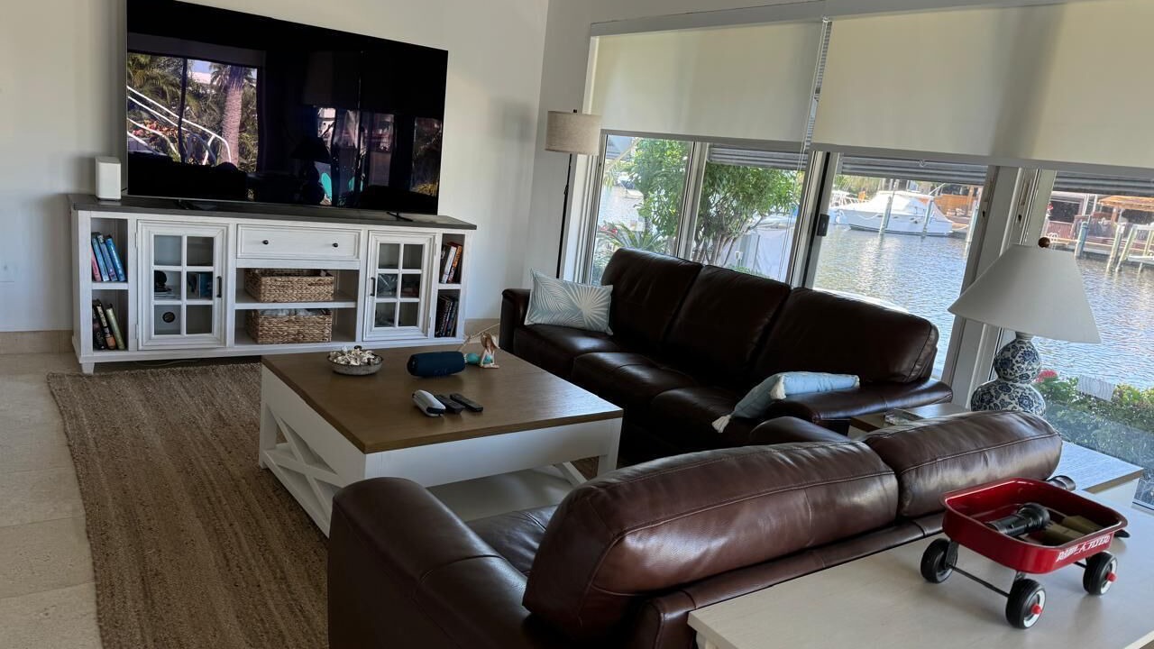 Photo of Livingroom in Hendricks and Venice Isles