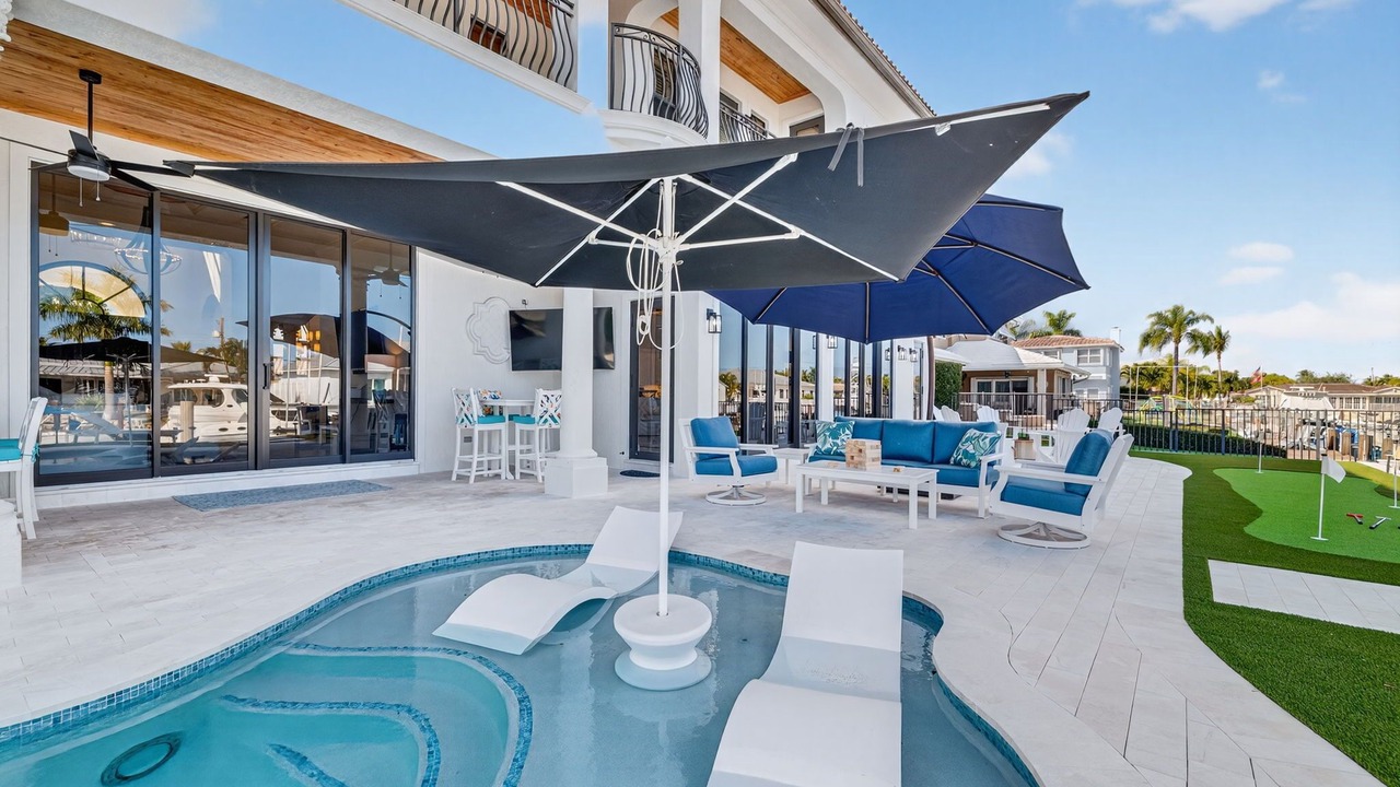 Photo of Outdoor in Lighthouse Point