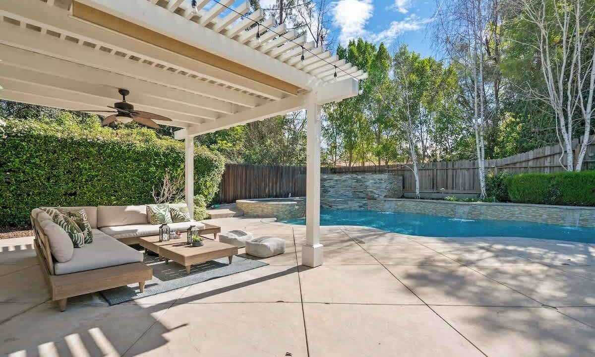 Photo of Outdoor in Tarzana