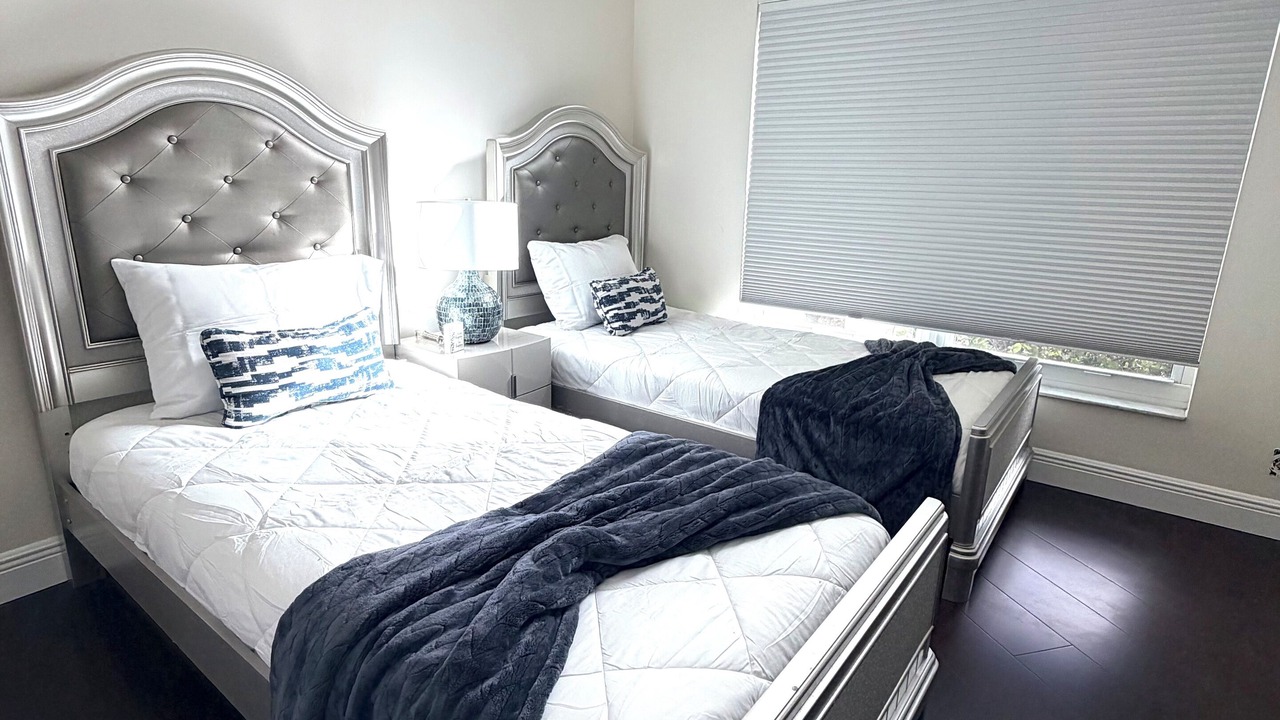 Photo of Bedroom in Parkland