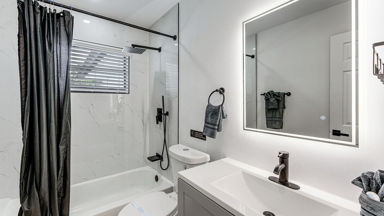 Photo of Bathroom in West Hollywood