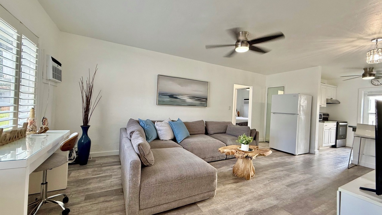 Photo of Livingroom in Dolphin Isles