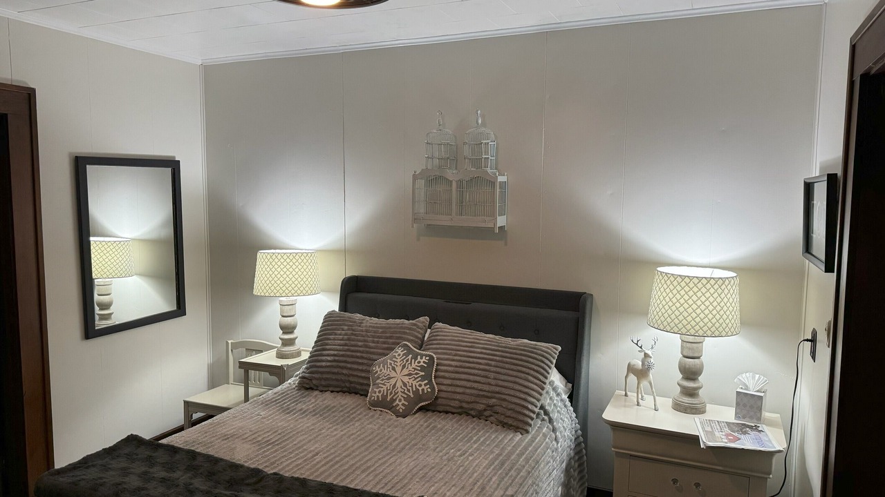 Photo of Bedroom in Marlinton