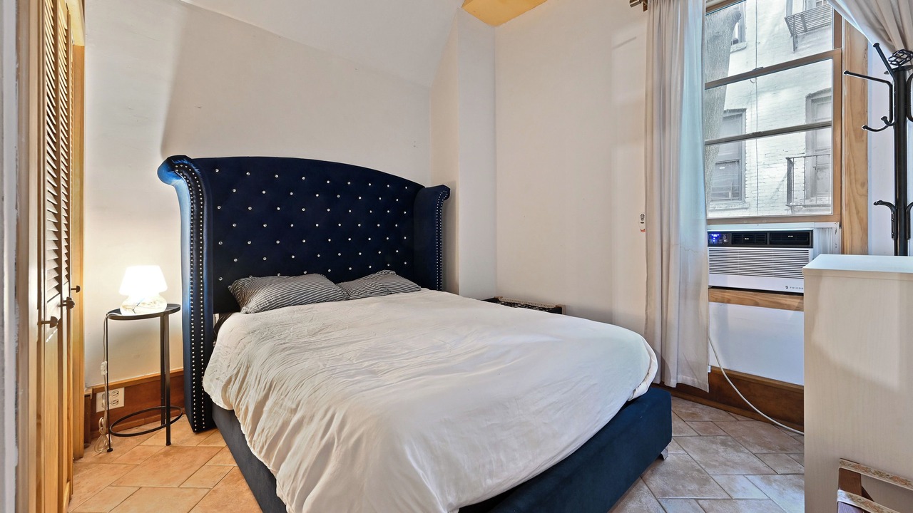 Photo of Bedroom in Bowery
