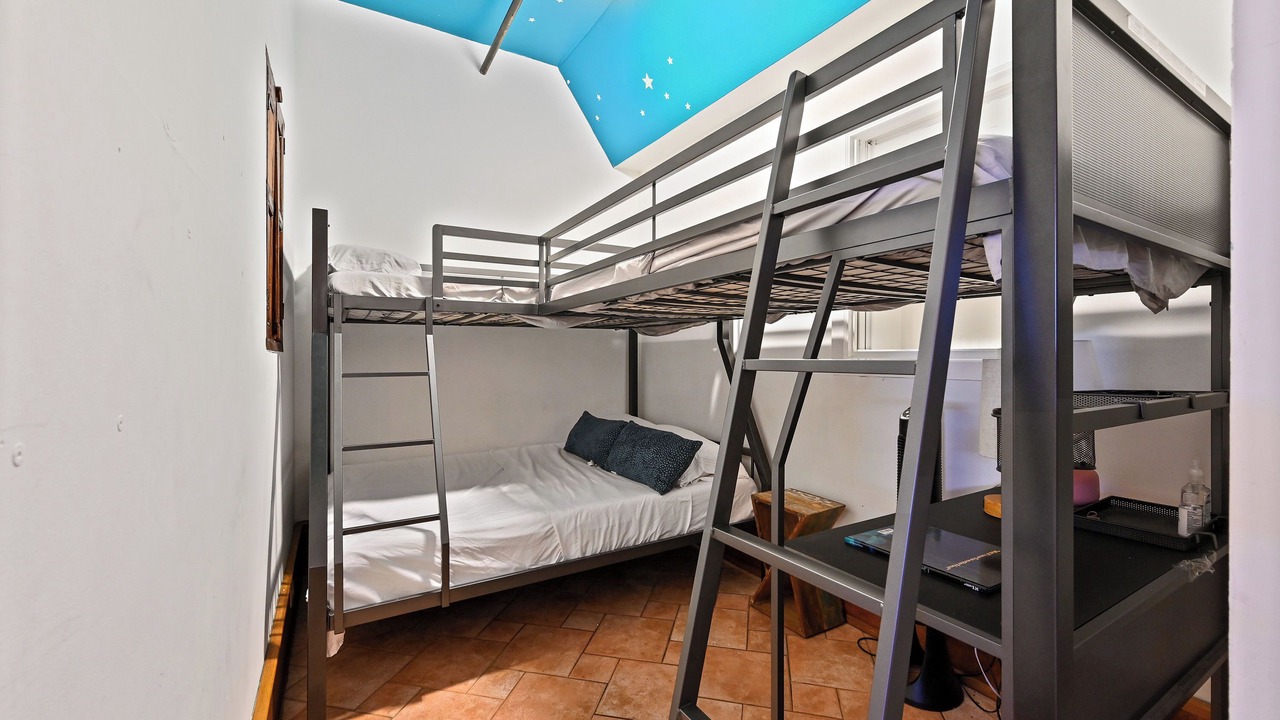 Photo of Bedroom in Bowery