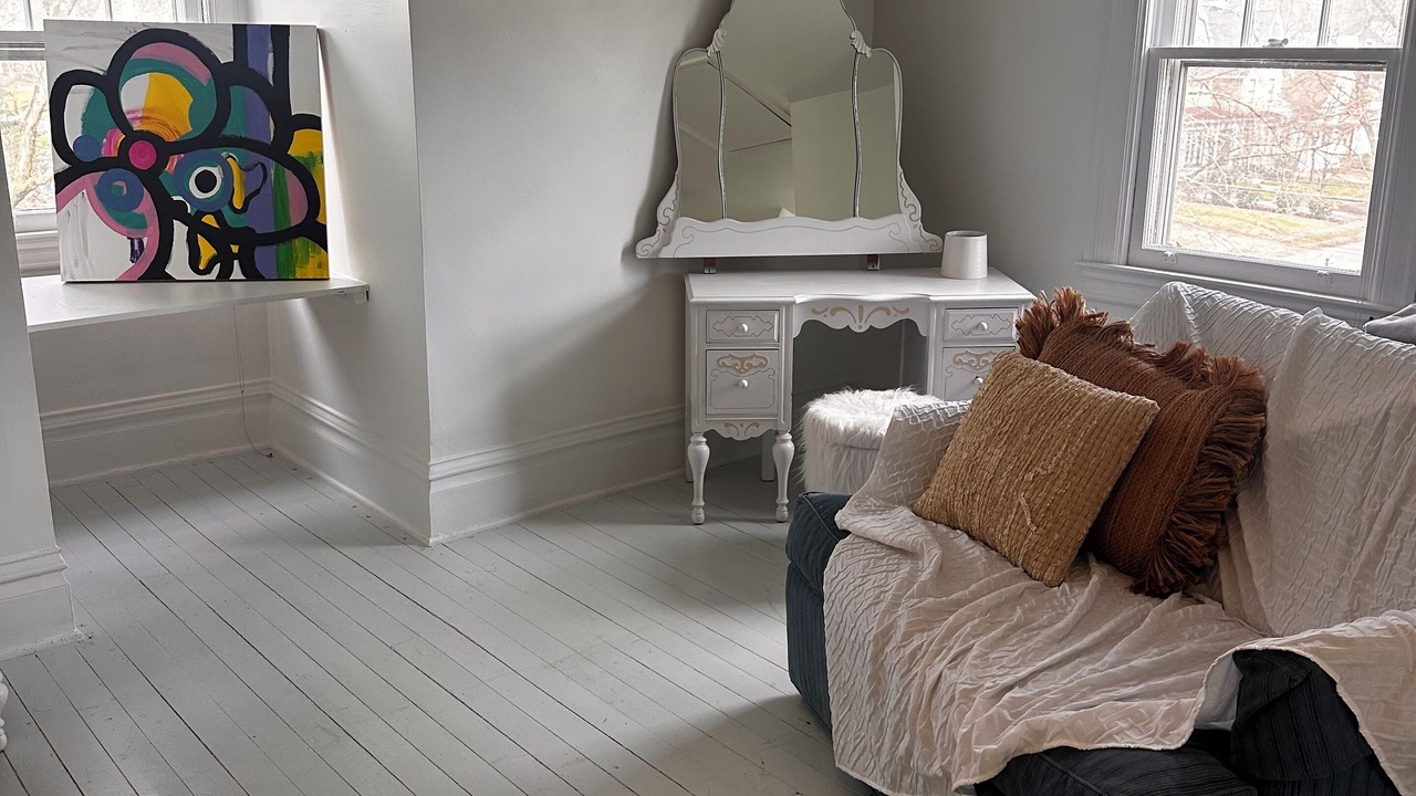 Photo of Livingroom in Edgeworth