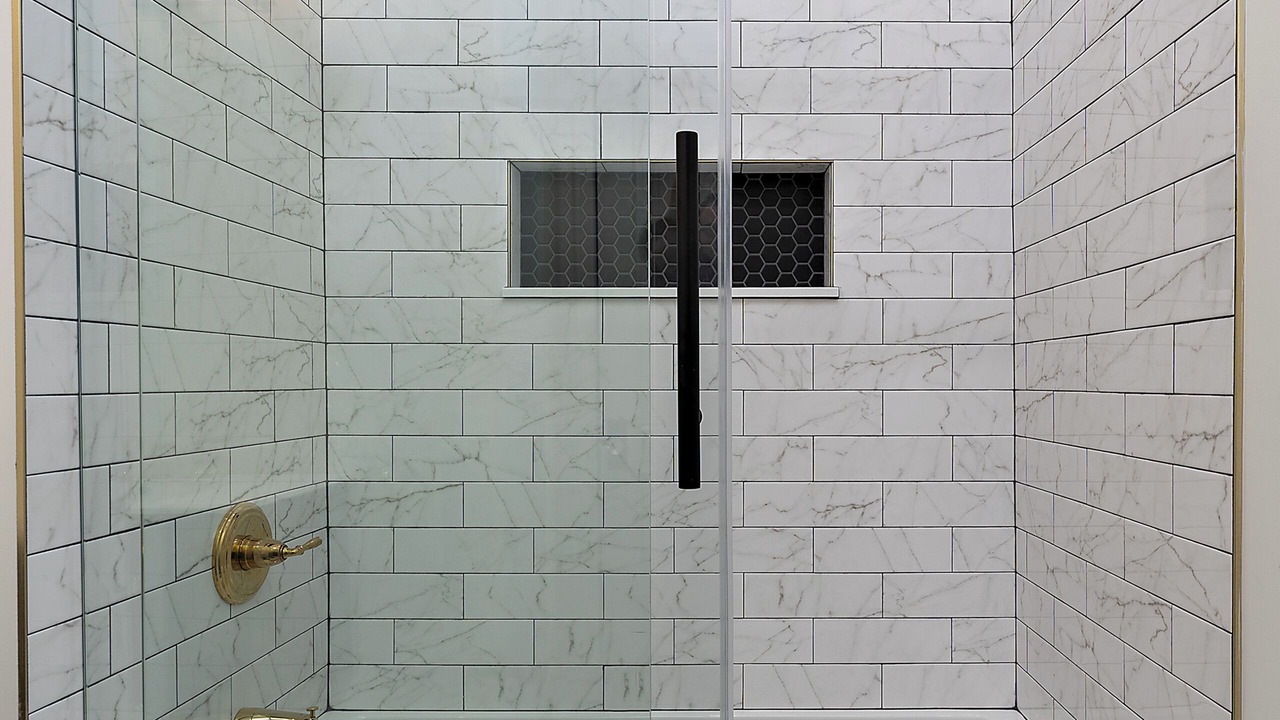 Photo of Bathroom in Downtown Pittsburgh
