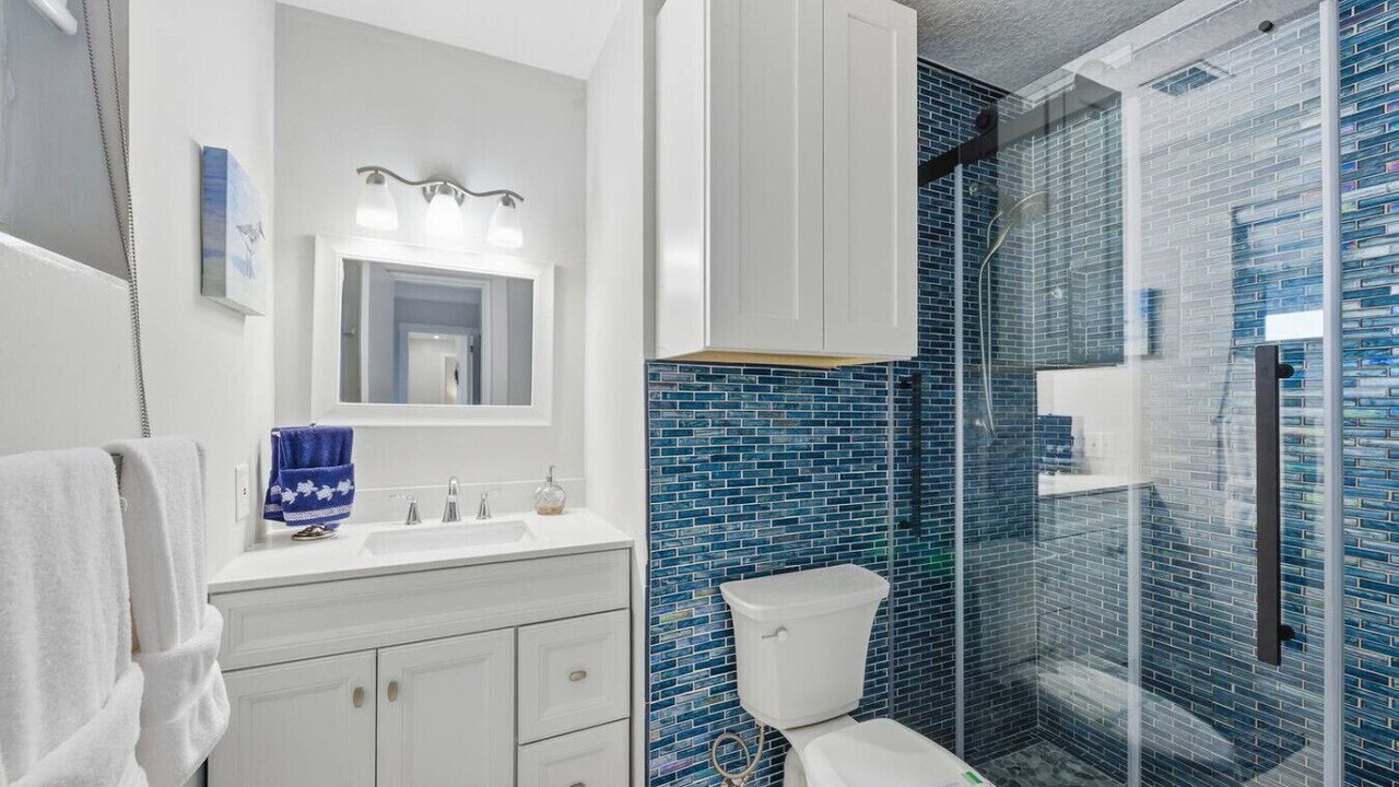 Photo of Bathroom in Lighthouse Point