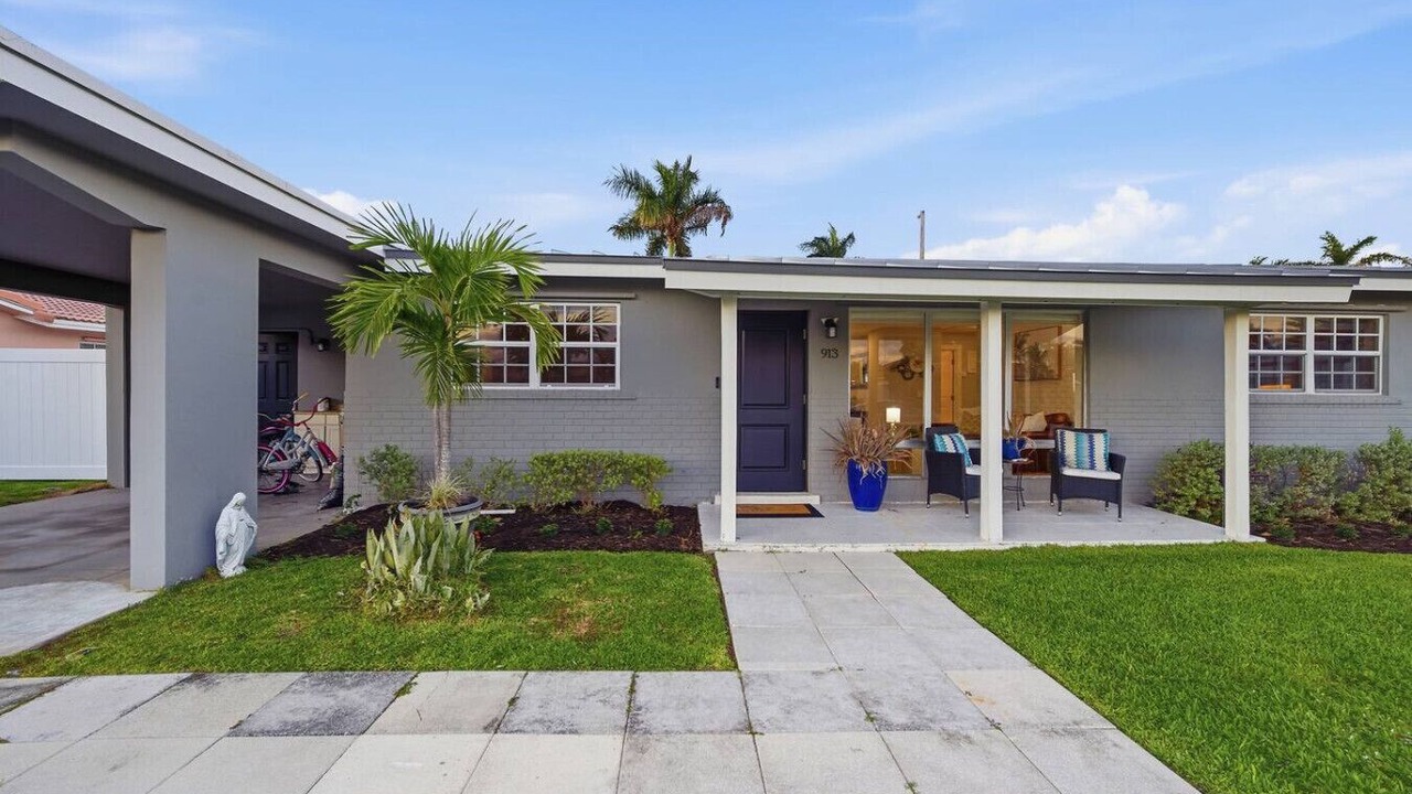 Photo of Outdoor in Lighthouse Point