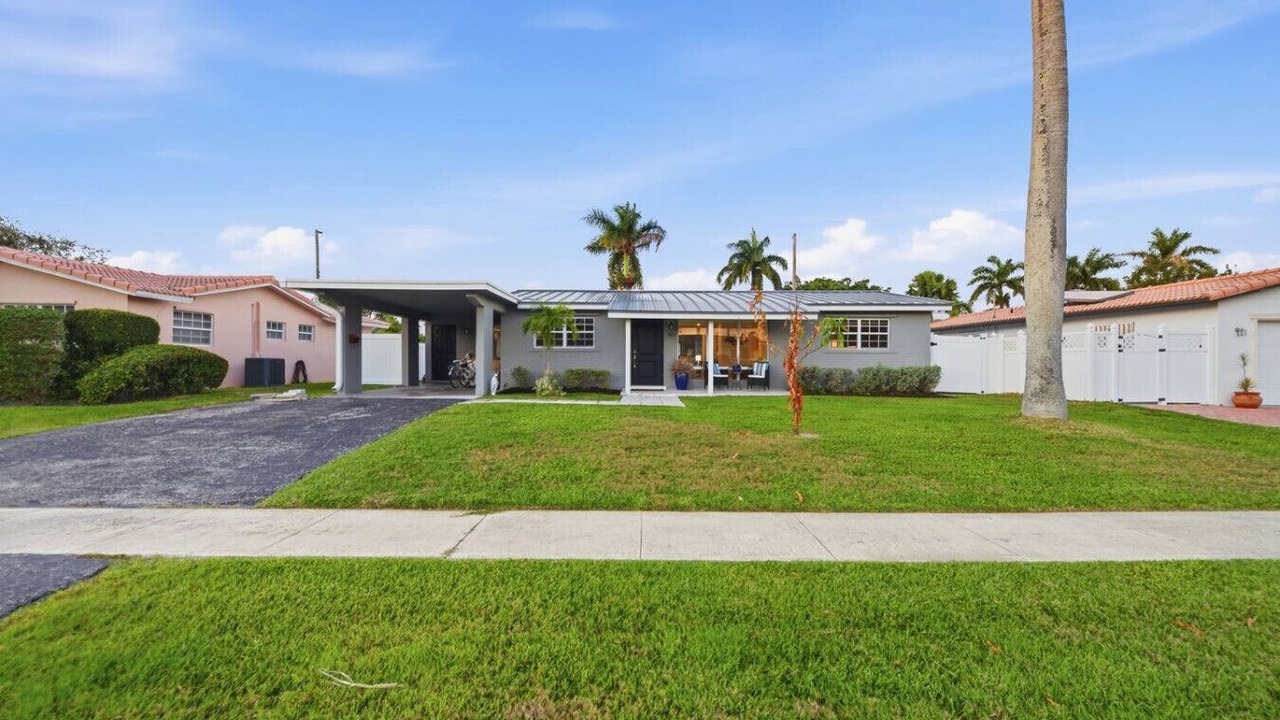 Photo of Outdoor in Lighthouse Point