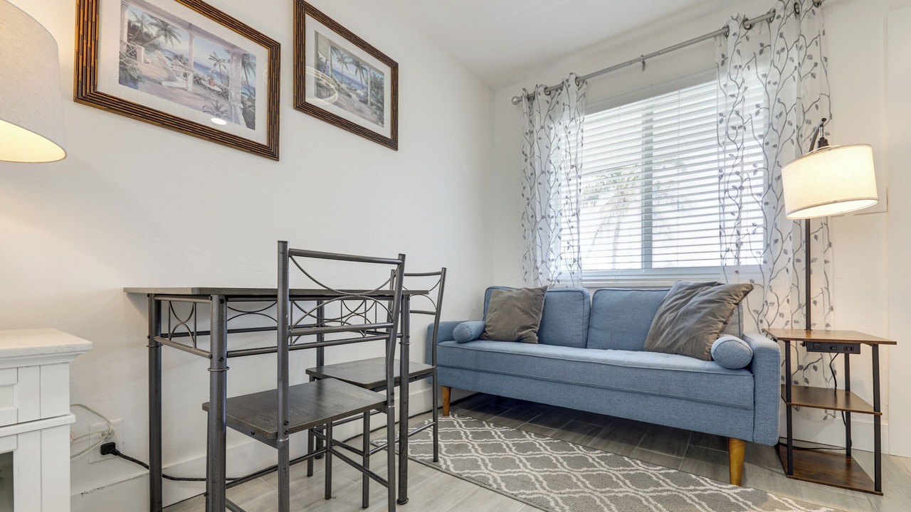 Photo of Livingroom in Cypress Point