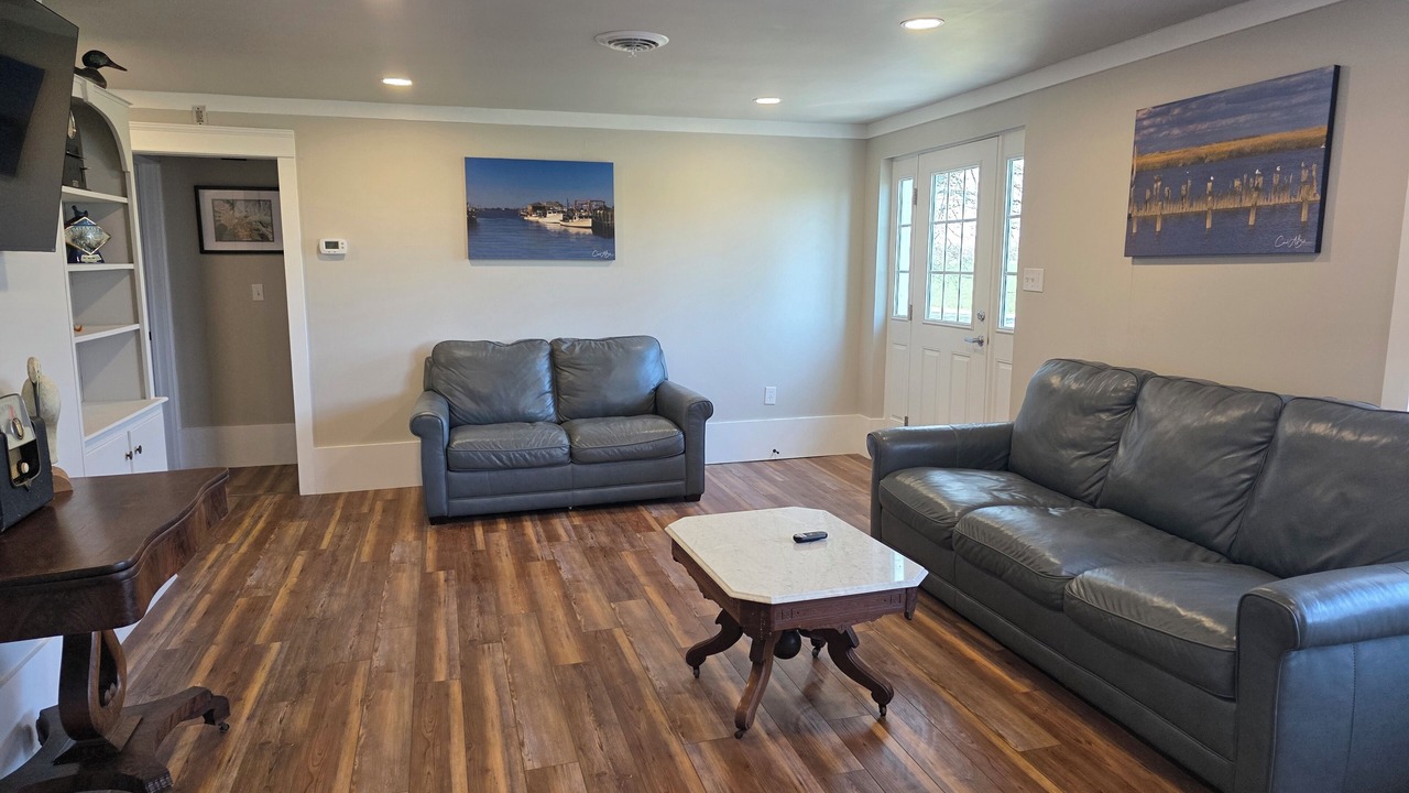 Photo of Livingroom in Little Creek