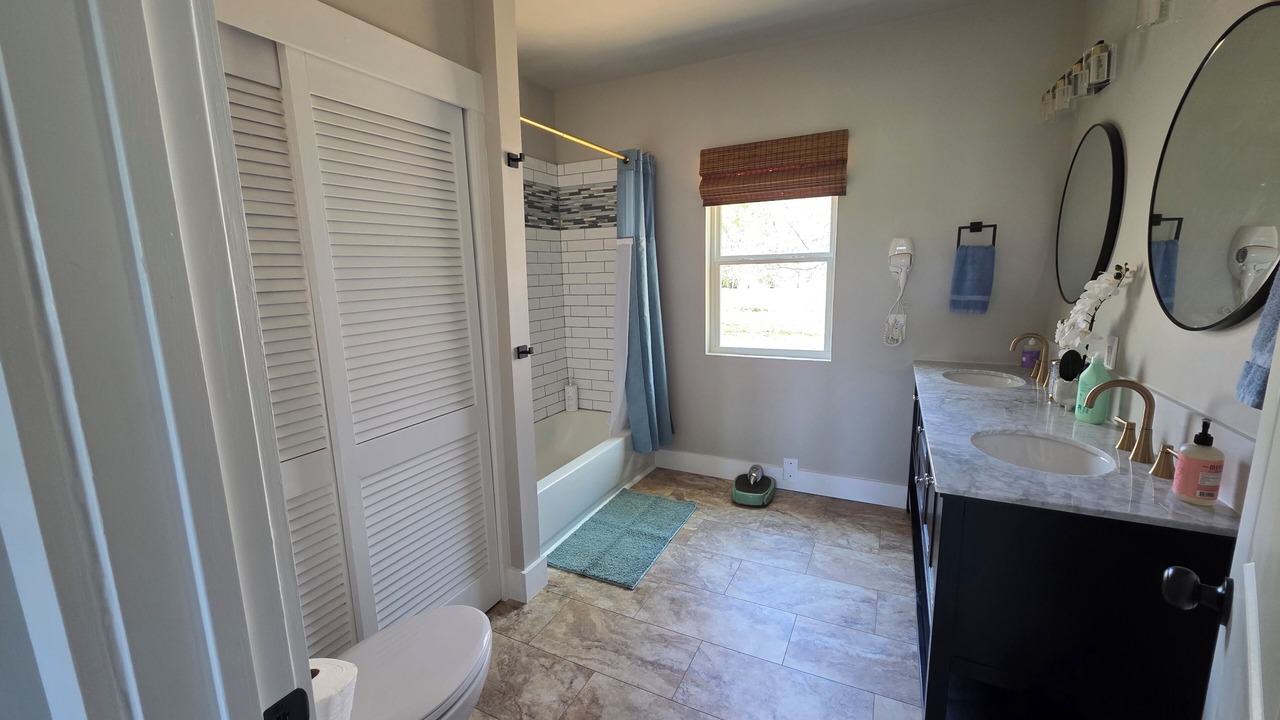 Photo of Bathroom in Little Creek