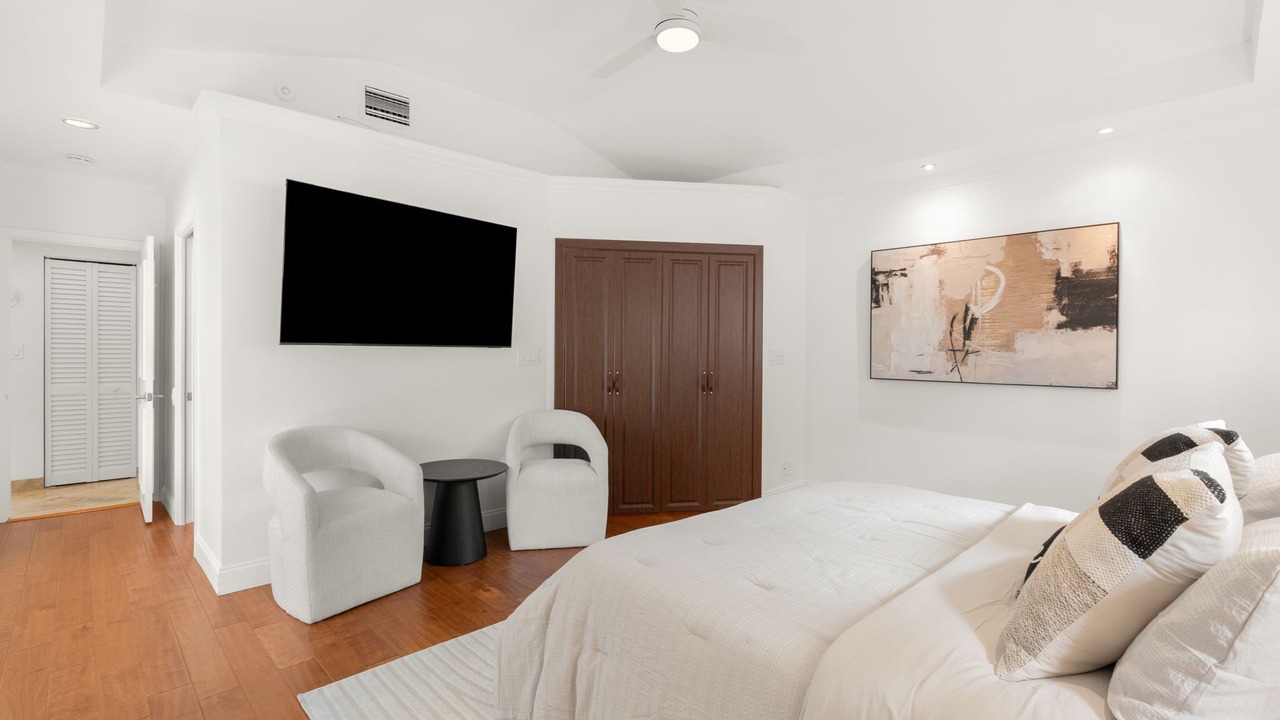 Photo of Bedroom in Coral Ridge