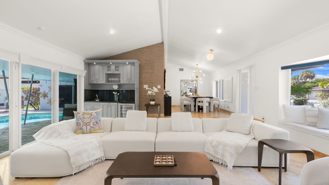 Photo of Livingroom in Coral Ridge