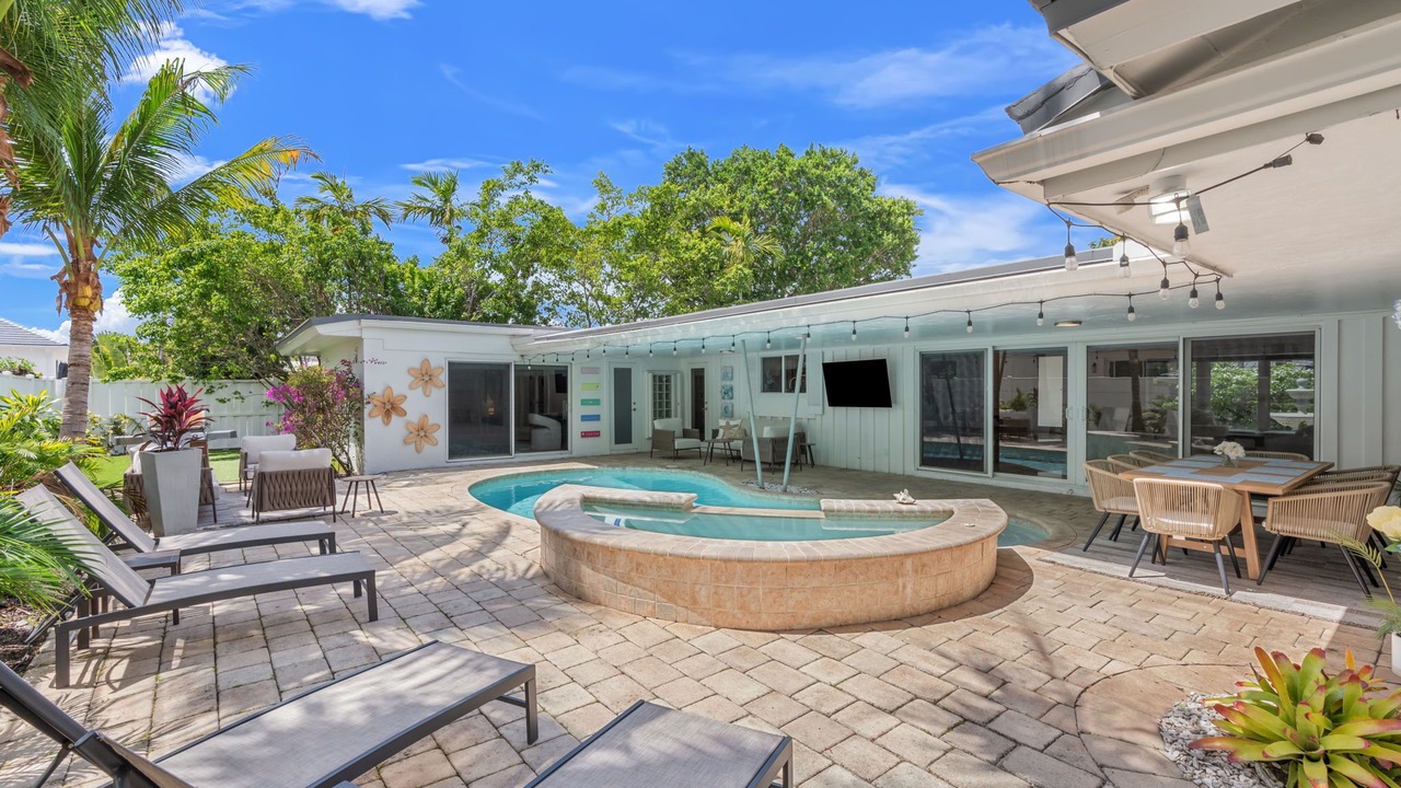 Photo of Outdoor in Coral Ridge