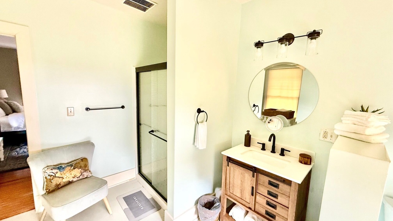 Photo of Bathroom in Richwood