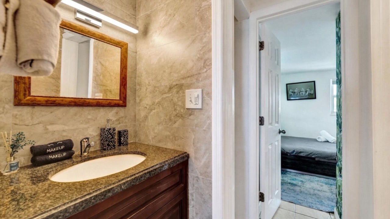 Photo of Bathroom in Hallandale Beach