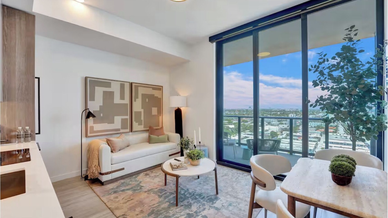 Photo of Livingroom in North Beach