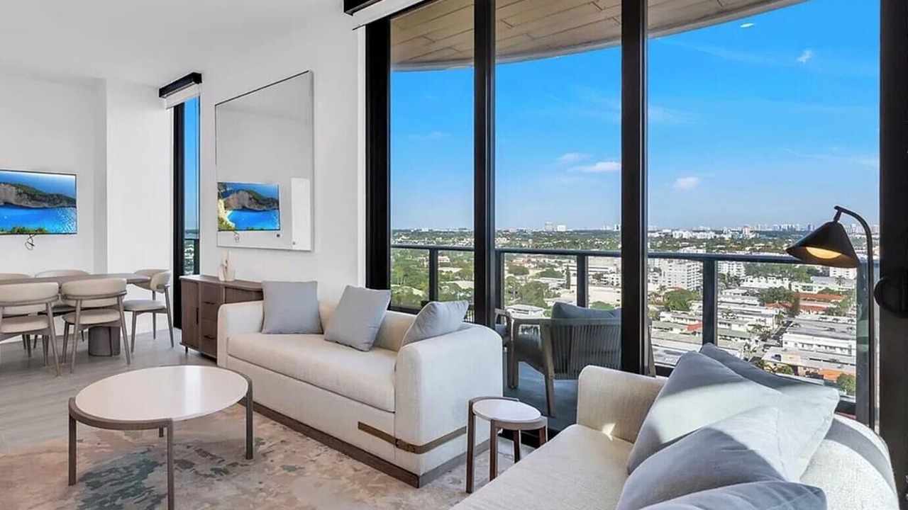Photo of Livingroom in North Beach