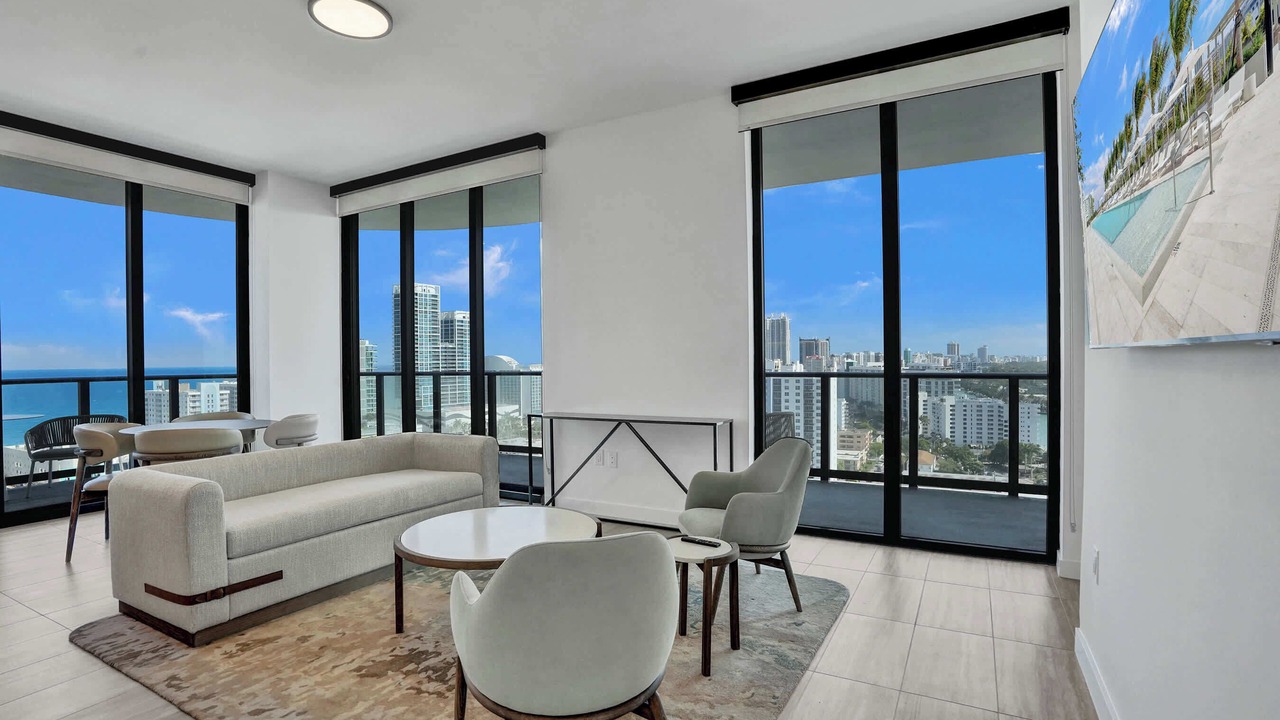 Photo of Livingroom in North Beach