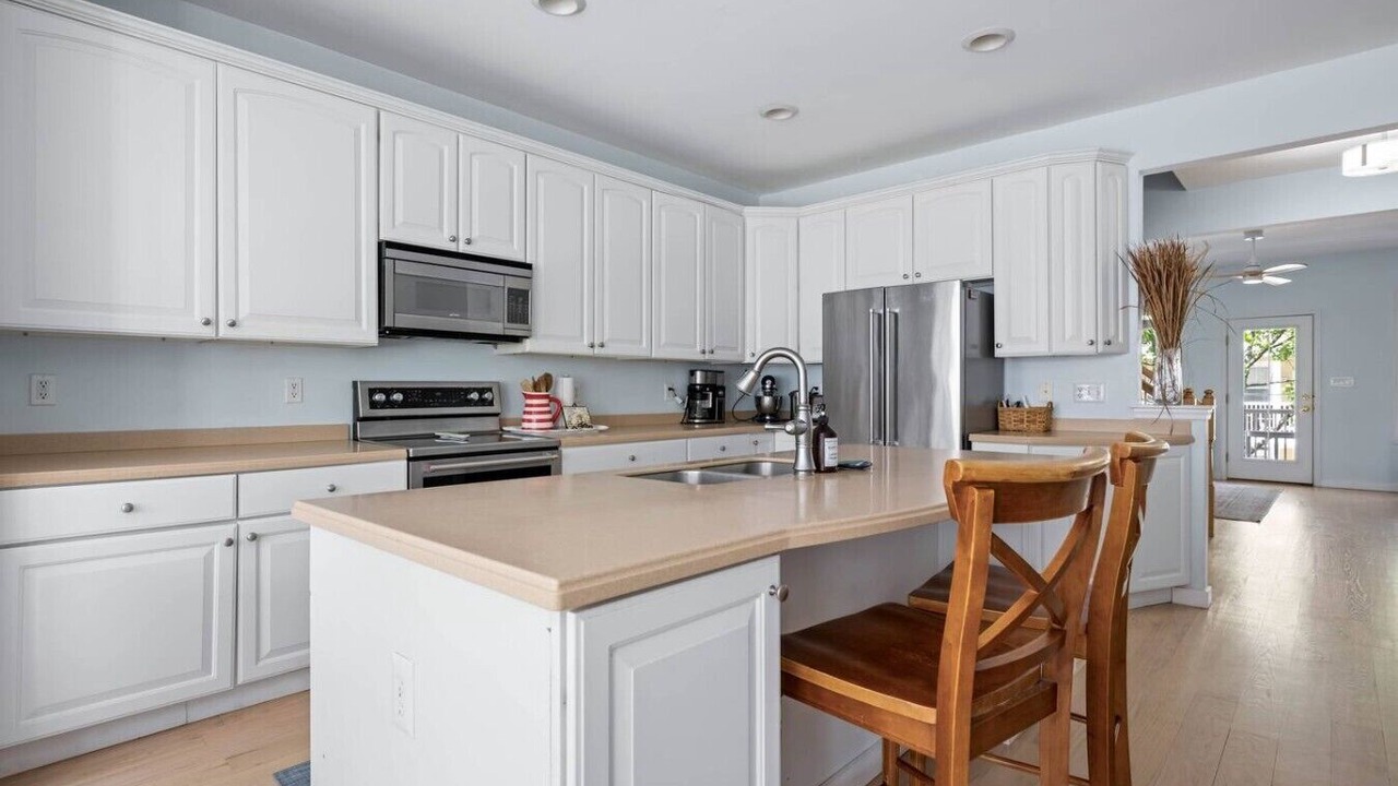 Photo of Kitchen in Sunset Island