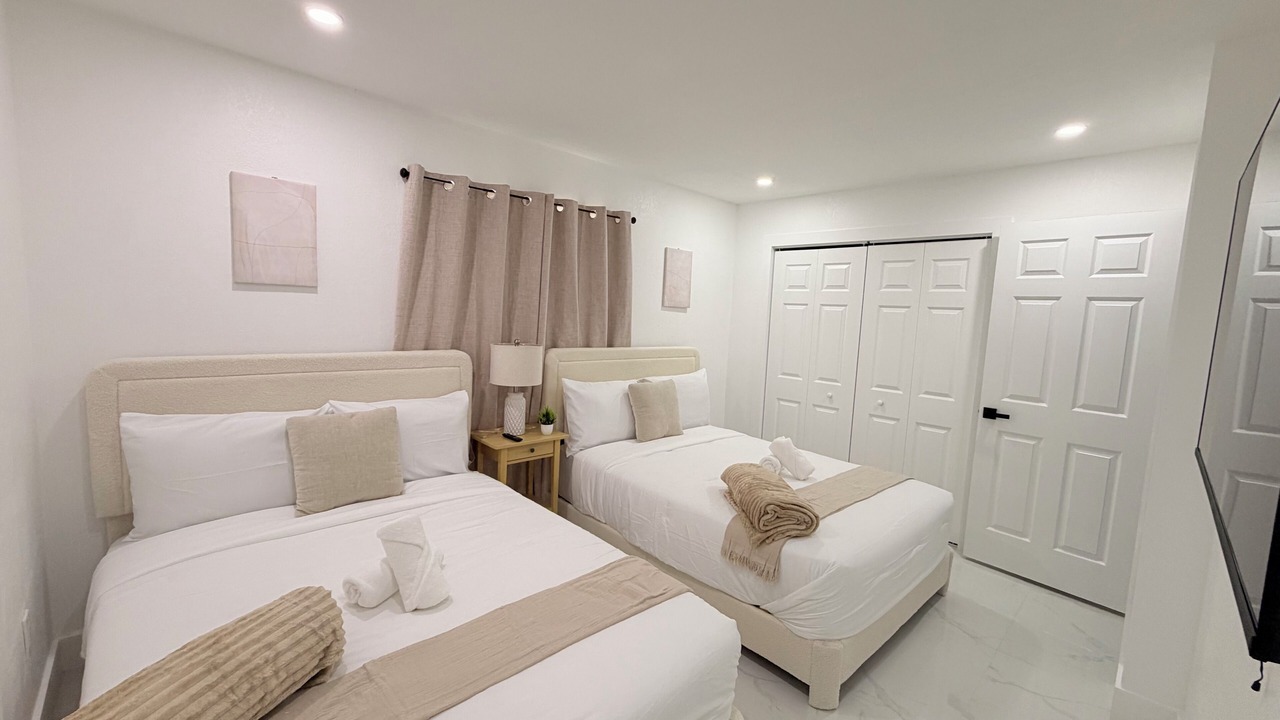 Photo of Bedroom in Miami Gardens