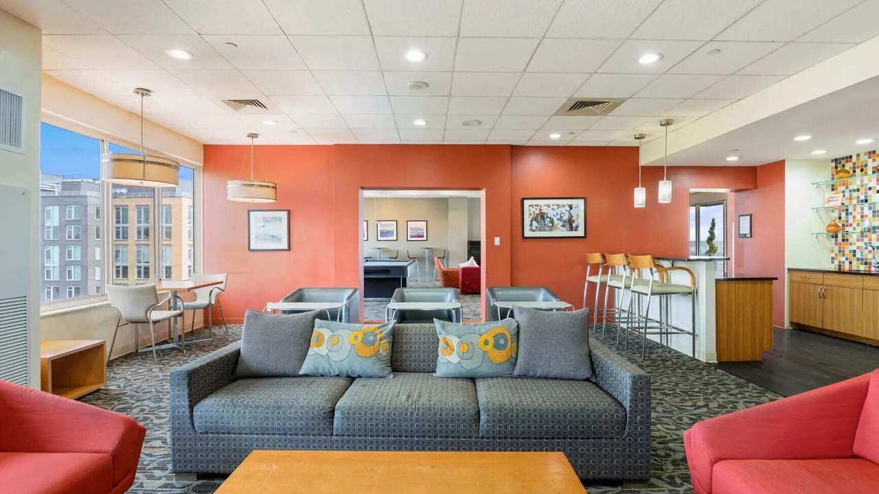 Photo of Bedroom in Crystal City