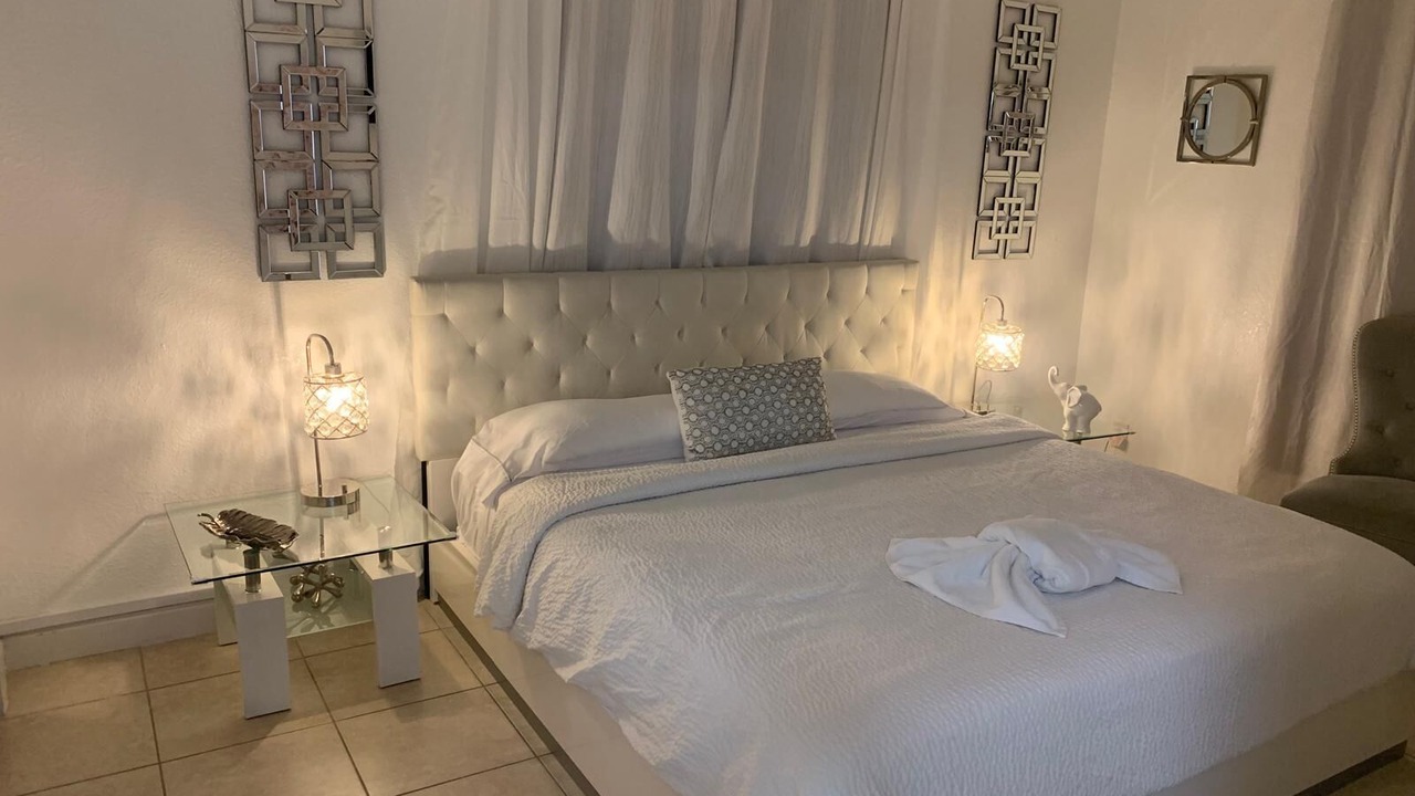 Photo of Bedroom in Highland Garden