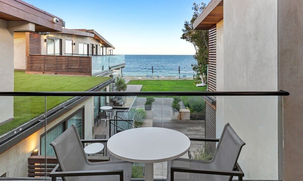 Photo of Bedroom in Eastern Malibu