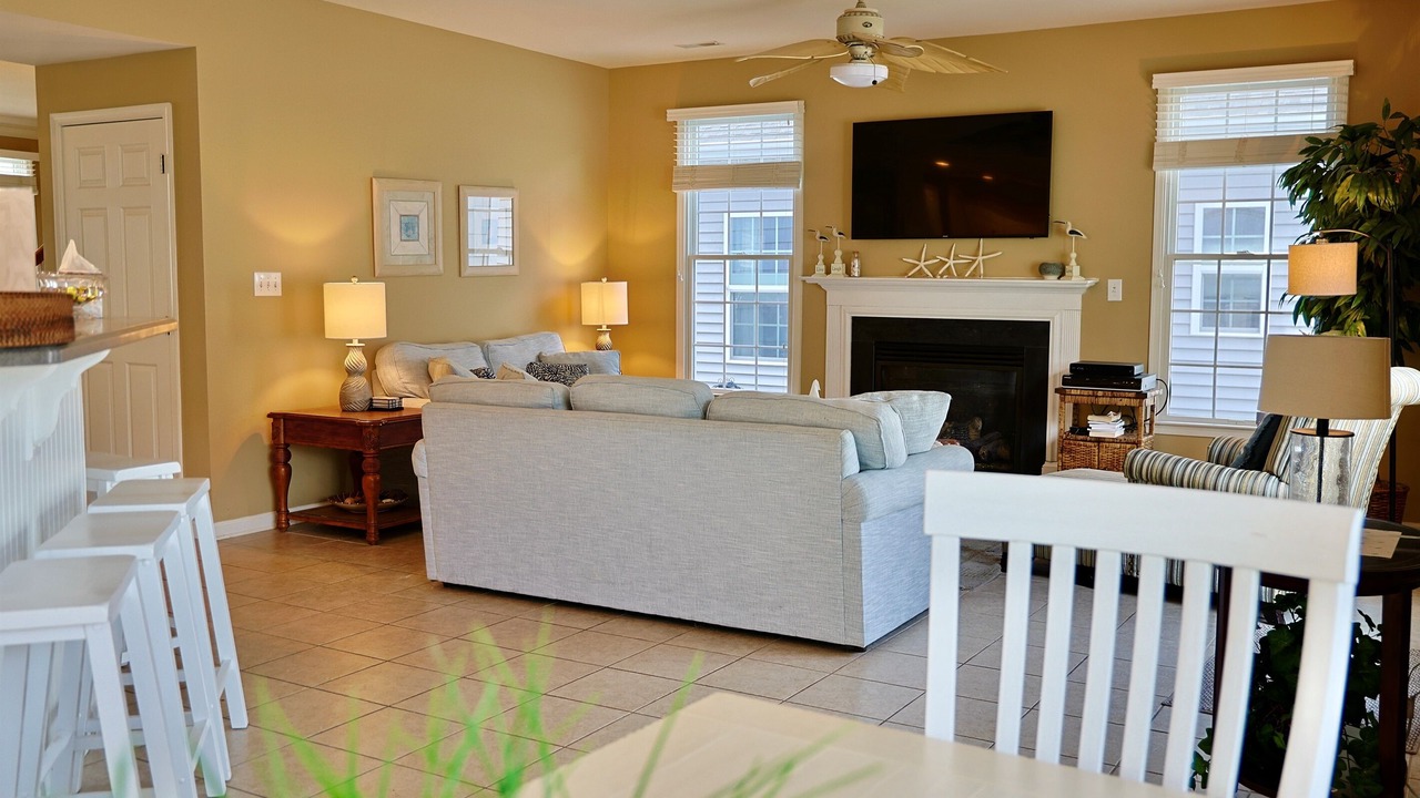 Photo of Livingroom in Bayside