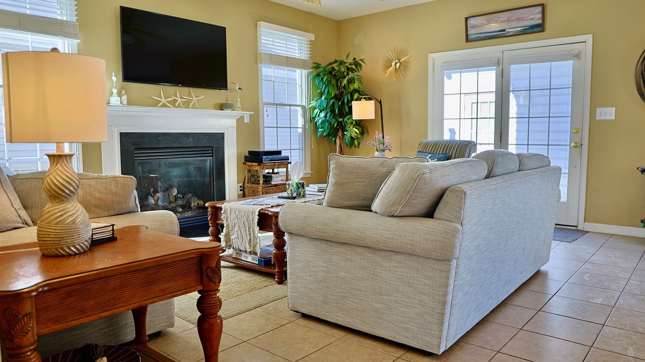 Photo of Livingroom in Bayside