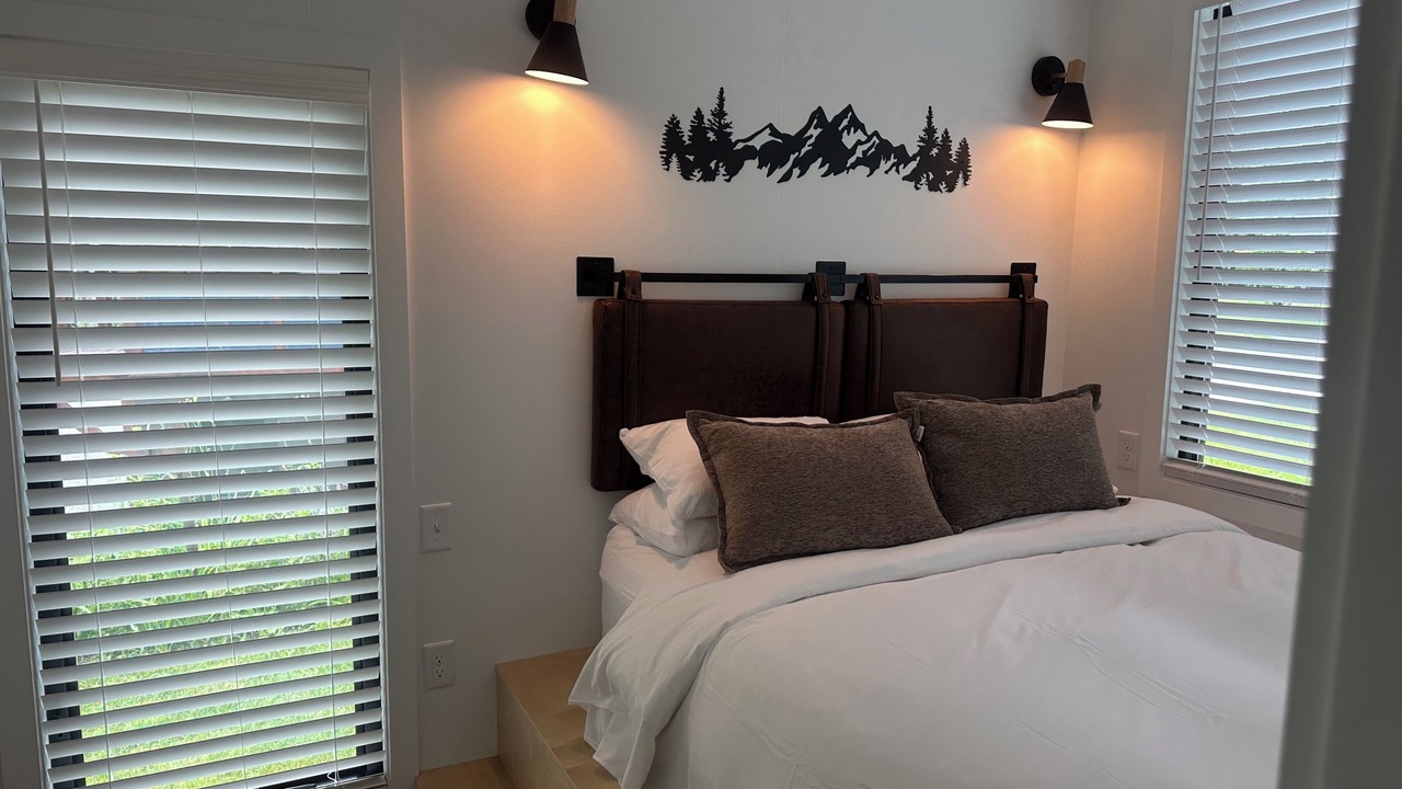 Photo of Bedroom in Greenfield Center