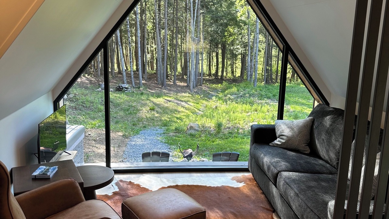 Photo of Livingroom in Greenfield Center