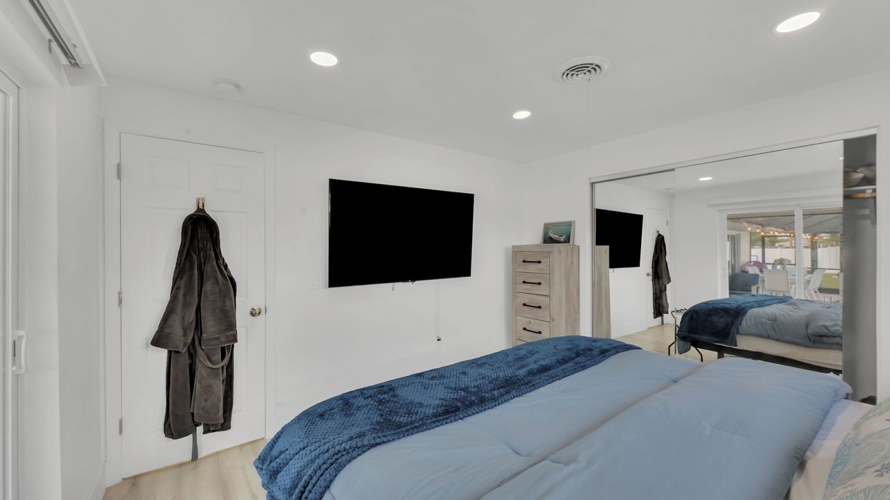 Photo of Bedroom in Pompano Beach