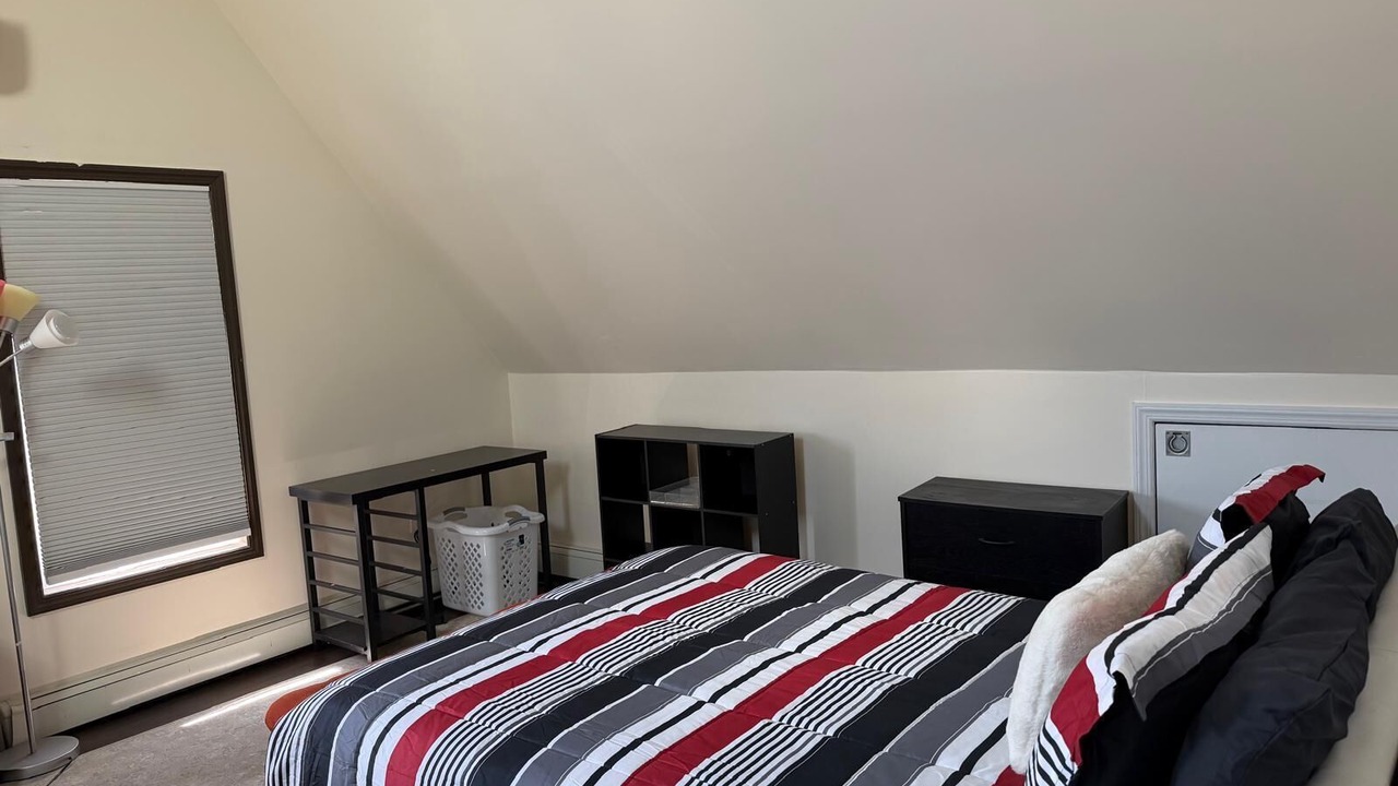 Photo of Bedroom in Weehawken