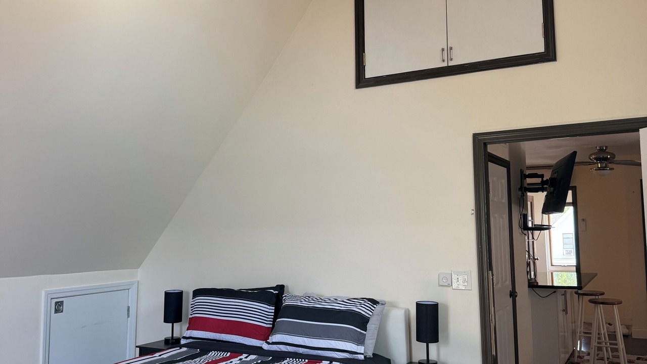 Photo of Bedroom in Weehawken