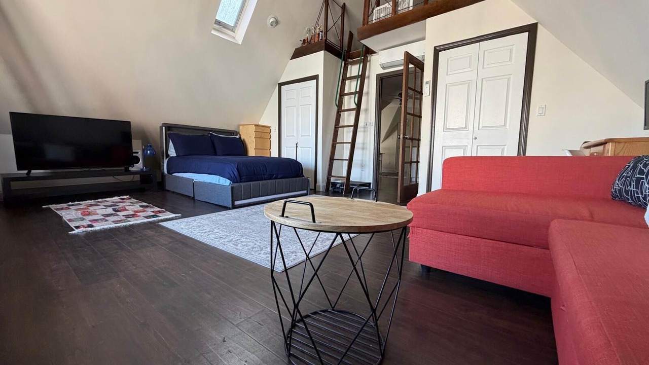 Photo of Livingroom in Weehawken