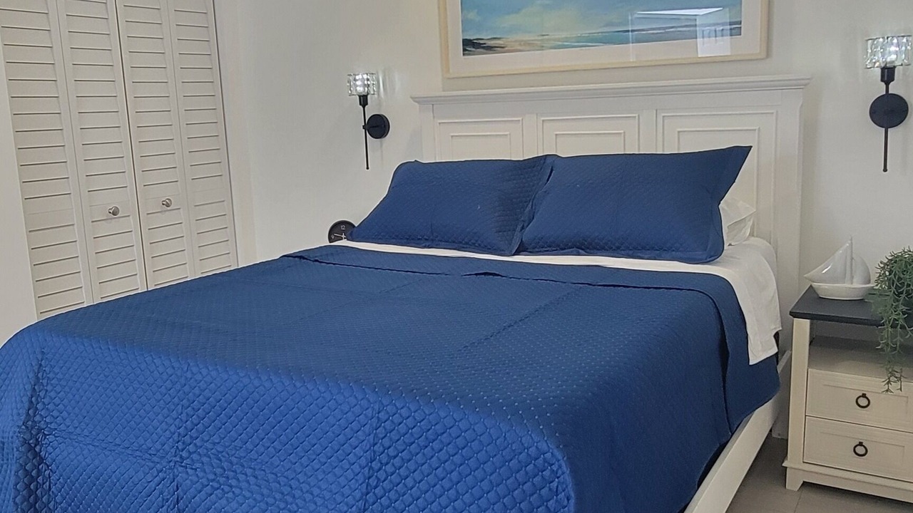 Photo of Bedroom in Miami Gardens