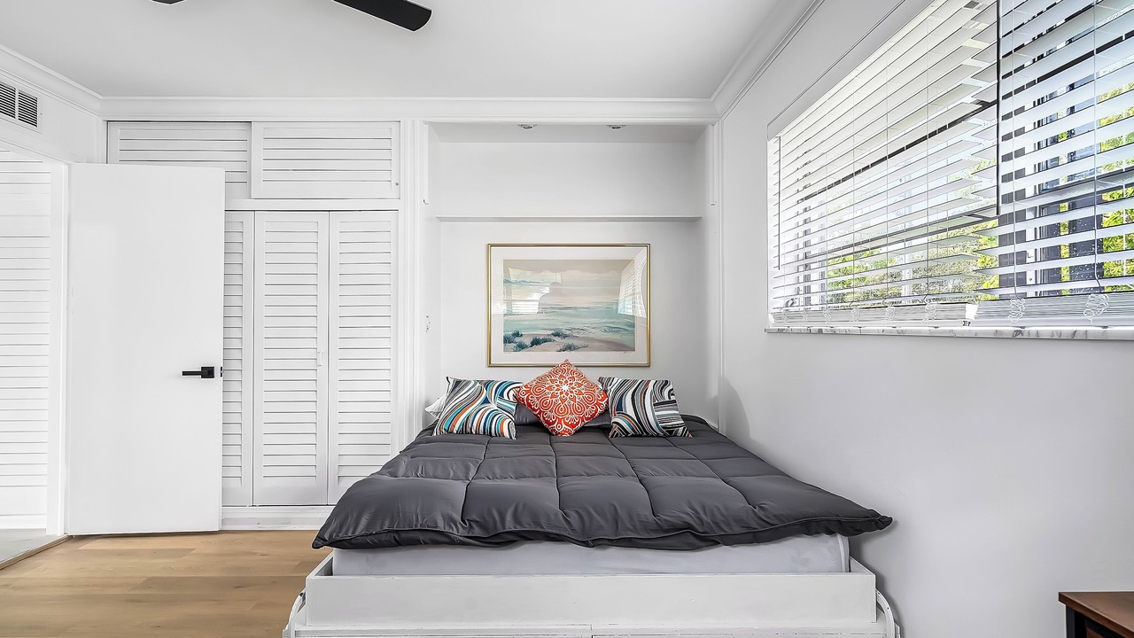 Photo of Bedroom in Deerfield Beach