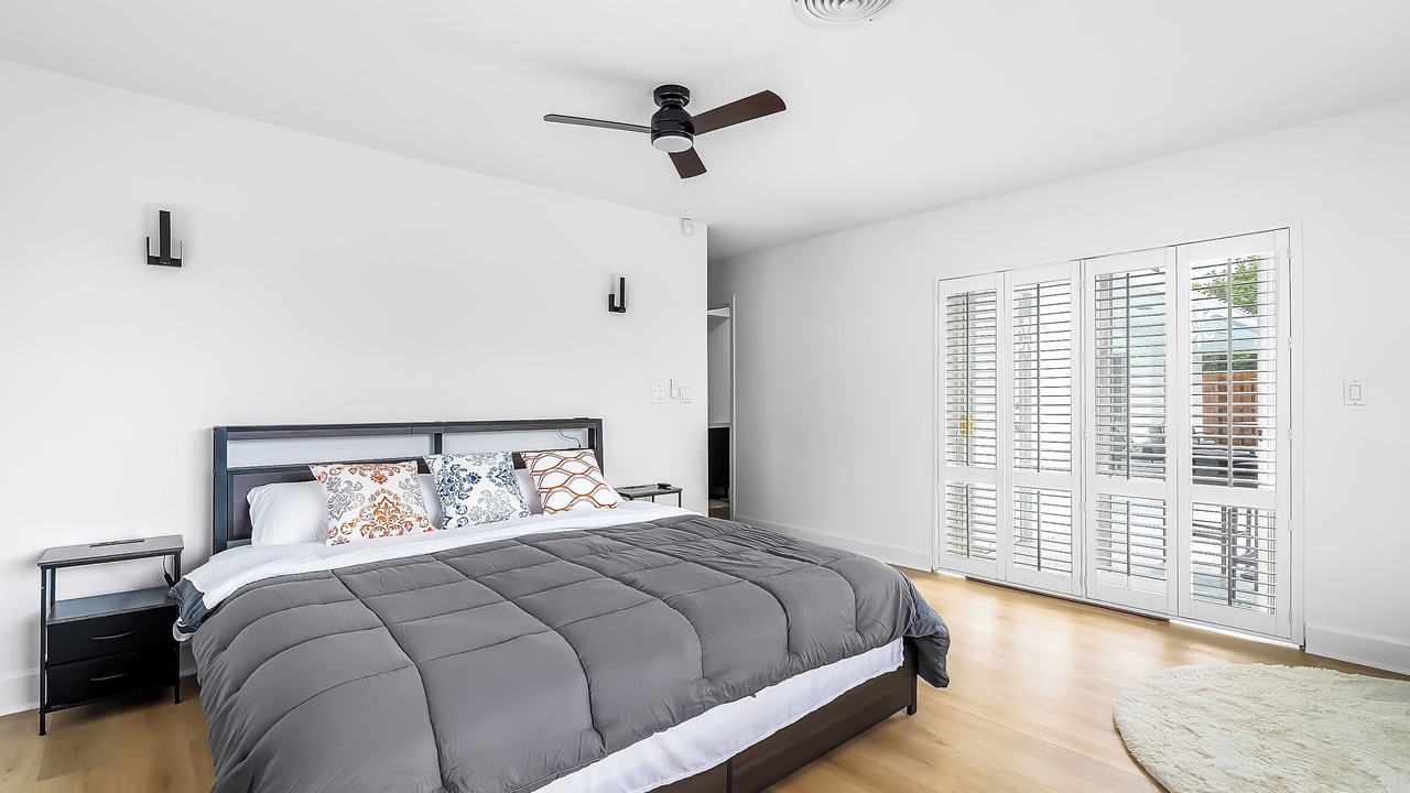 Photo of Bedroom in Deerfield Beach
